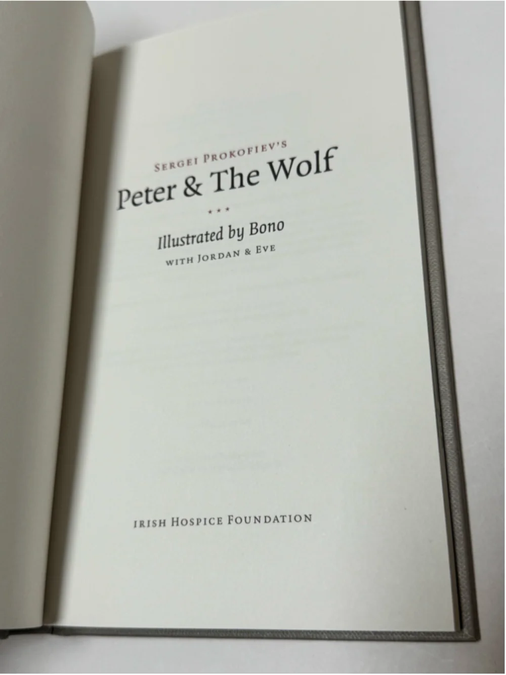 Bloomsbury Peter & The Wolf Illustrated Book ( Missing CD)
